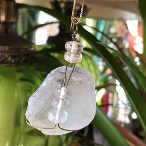 🌺 SALE Handmade artisan seaglass pendant